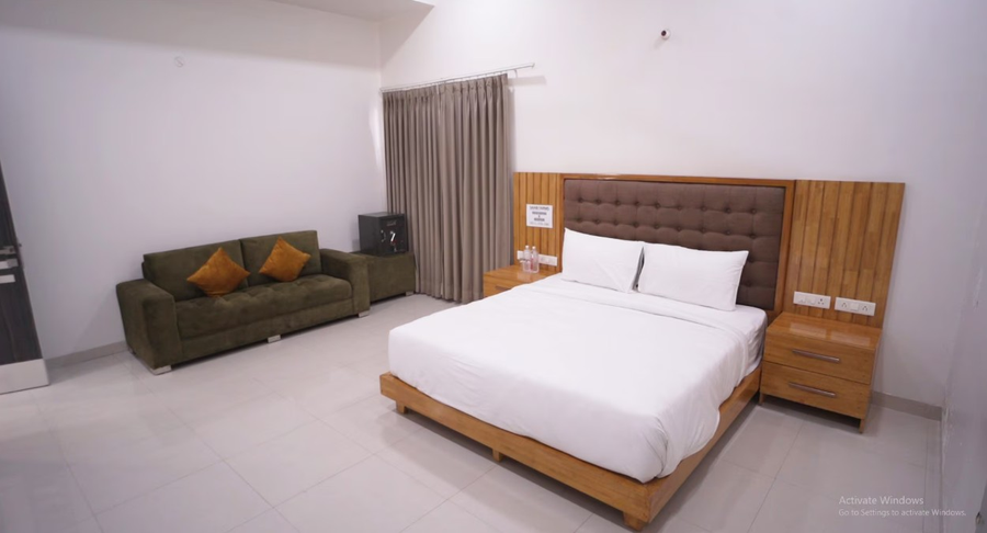 Sahib Farms And Resorts,,3 star