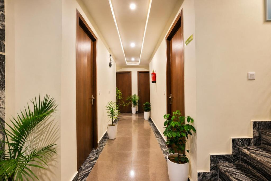 Sunburry Hotel Tapovan Rishikesh,>>Tapovan, Rishikesh ,3 star