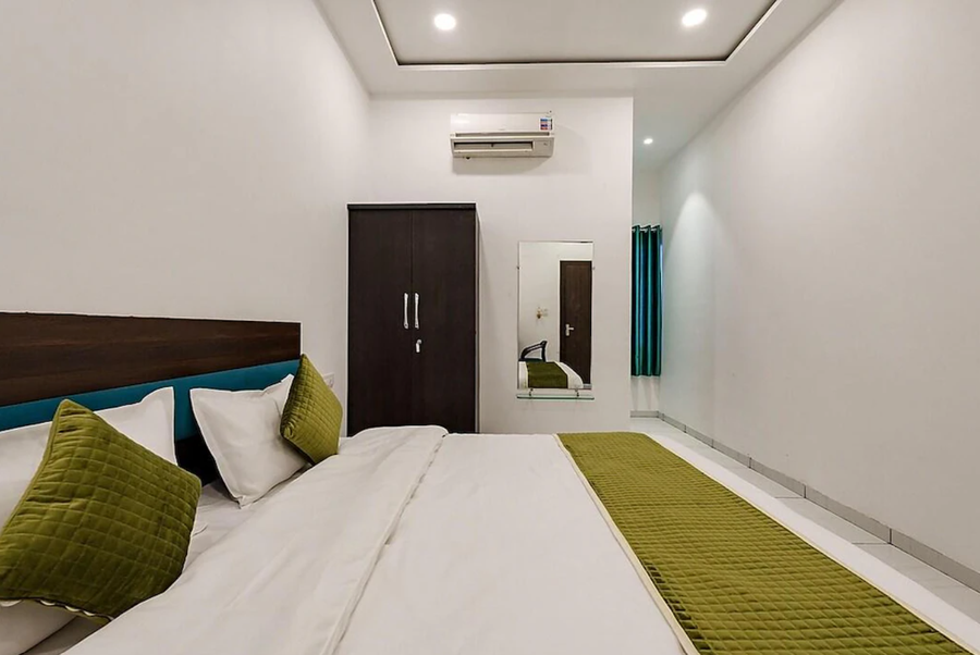 Hotel Shiv Vilas Palace,,3 star