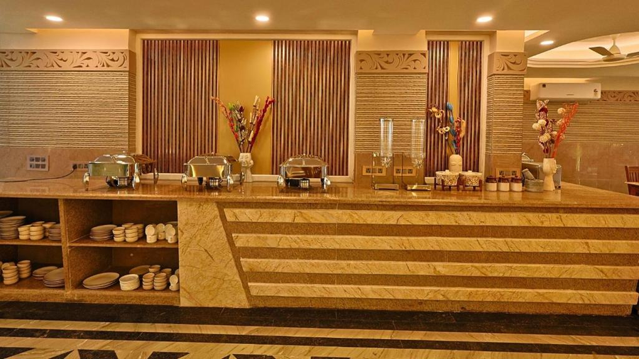 Flxho Horizon One - Luxury Hotel & Residences Golf Course Road, 2 Min From 42-43 Metro Station,,3 star