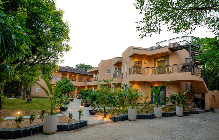 sisodia bagh luxuria jaipur by moustache