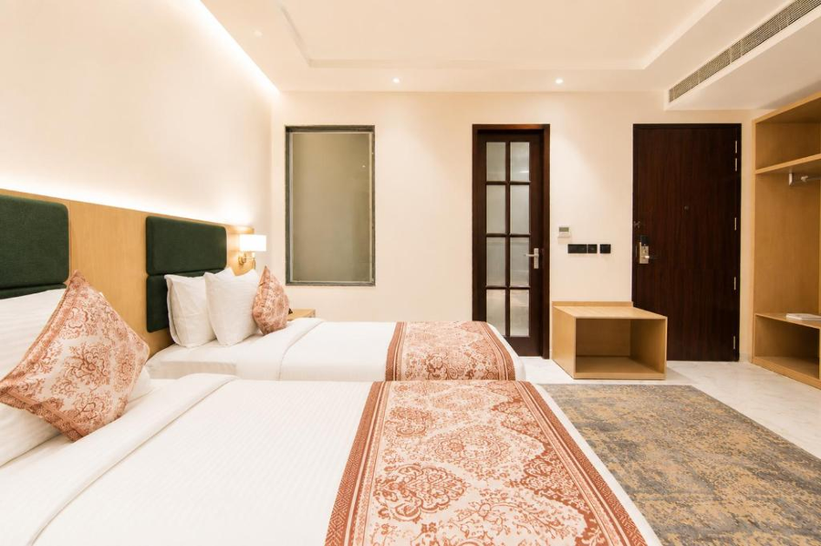 lotus vista hotel