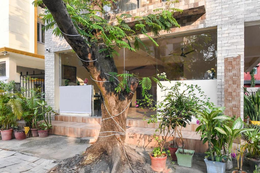 Collection O Biswa Bangla Convention Centre Kolkata Formerly Atithya Inn,,3 star