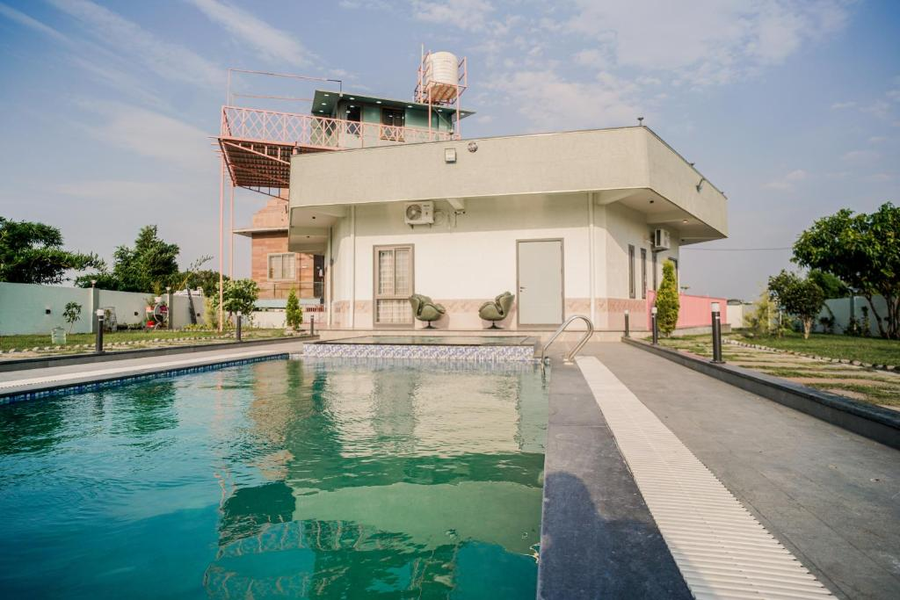 sanjeevani farm resorts