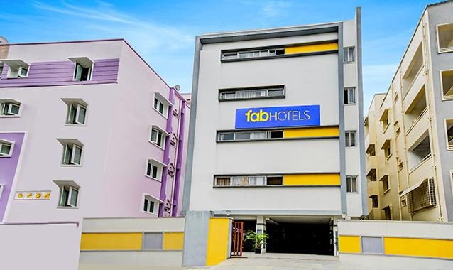 Fabhotel R3 Atmos,,3 star