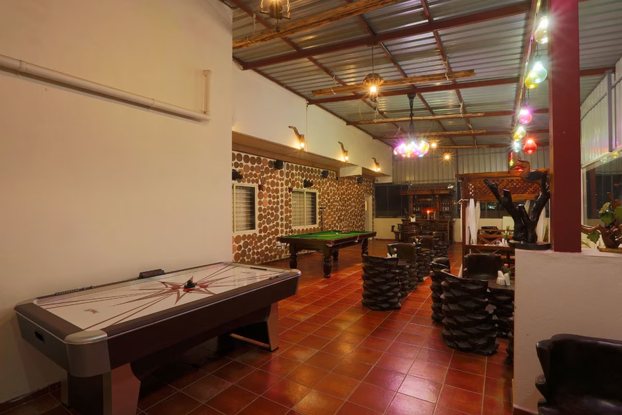 Premier Suites Business Hotel,,3 star