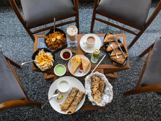 Lime Tree Hotel Near Medanta,Sector 38,4 star