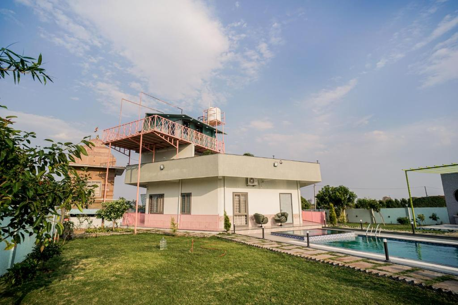 sanjeevani farm resorts