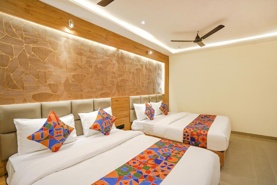 Fabhotel Well Back,,3 star