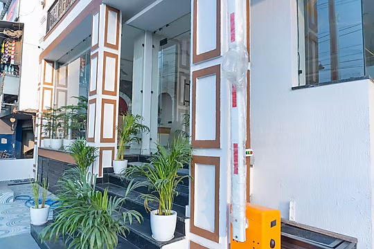 hotel hrishikesh high