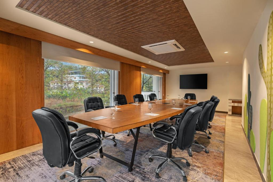 auradoon dehradun by leisure hotels