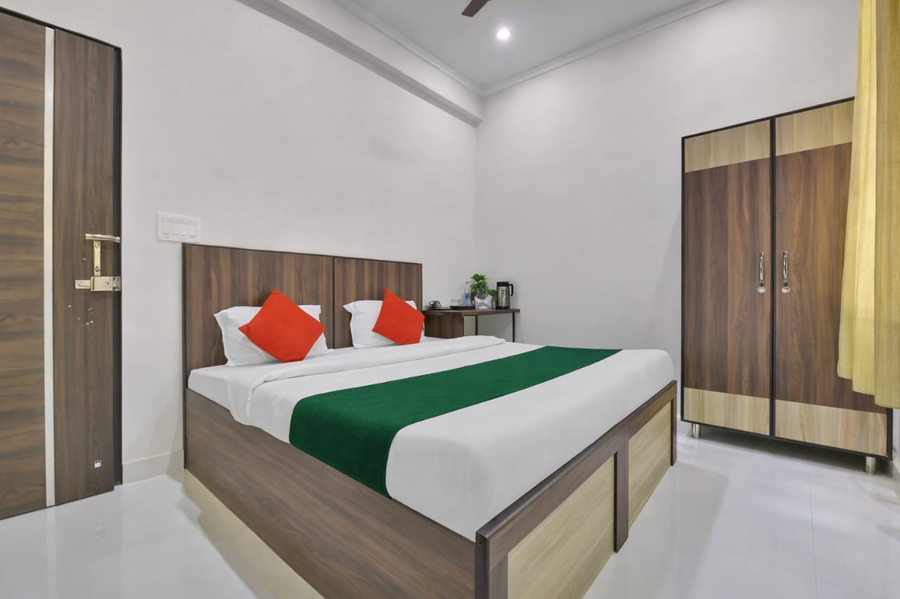 Hotel The Gold By Yatrik Hotels,,3 star