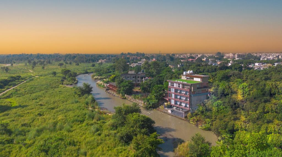 Sukoon By The Ganges - A Unit Of Perfectstayz Group,,4 star