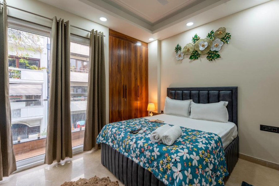 Fortune Home Service Apartment 3 Bhk, J-267, Saket,Saket, Delhi,3 star