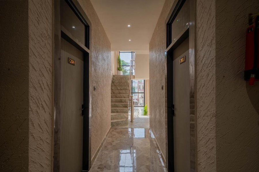 Perfectstayz Aalaya Suites,,3 star
