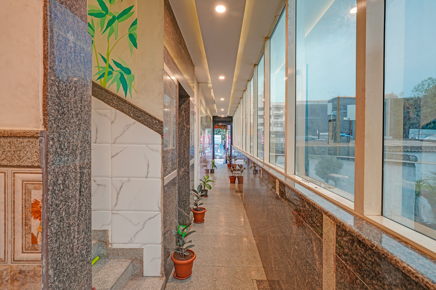 Fabhotel Sapthagiri Suites Inn,Manyata Tech Park,3 star