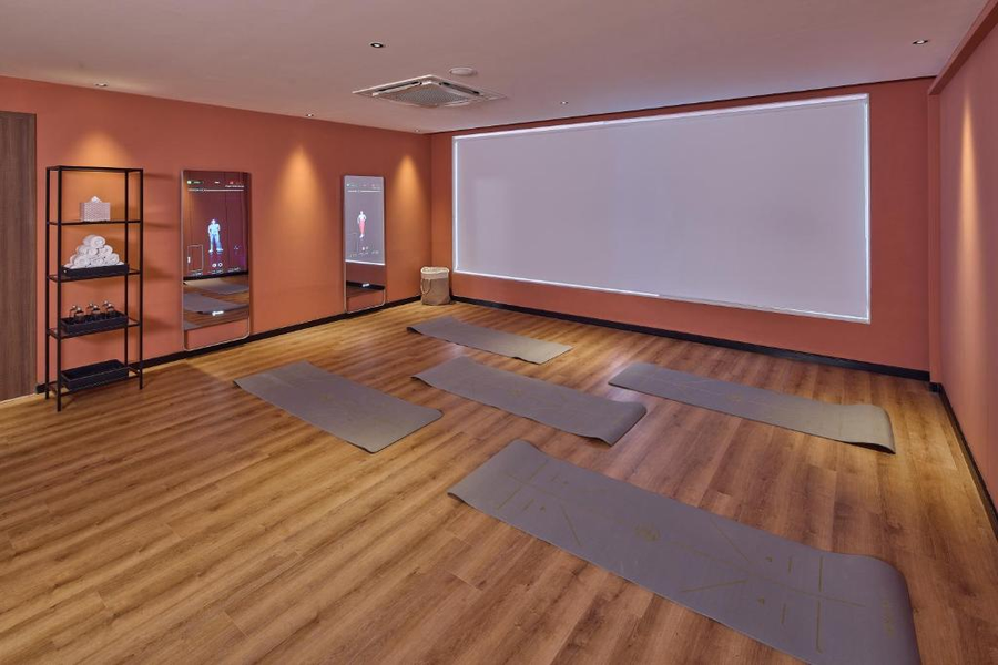 iconiqa hotel mumbai international airport