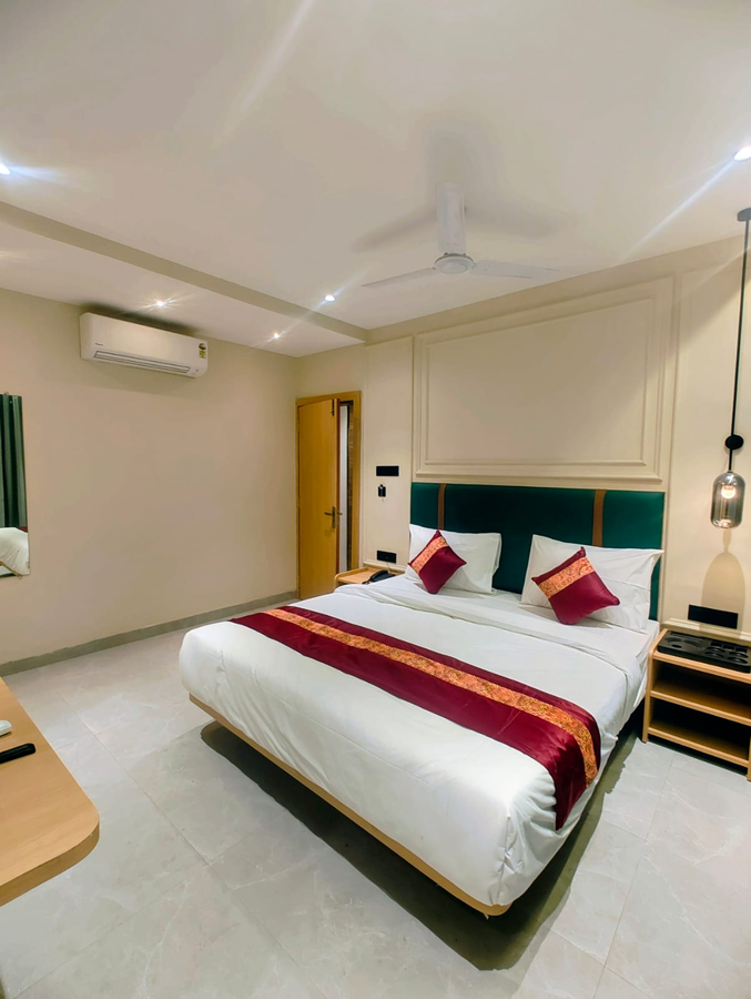 Kubo By Convivial Hotels,,3 star