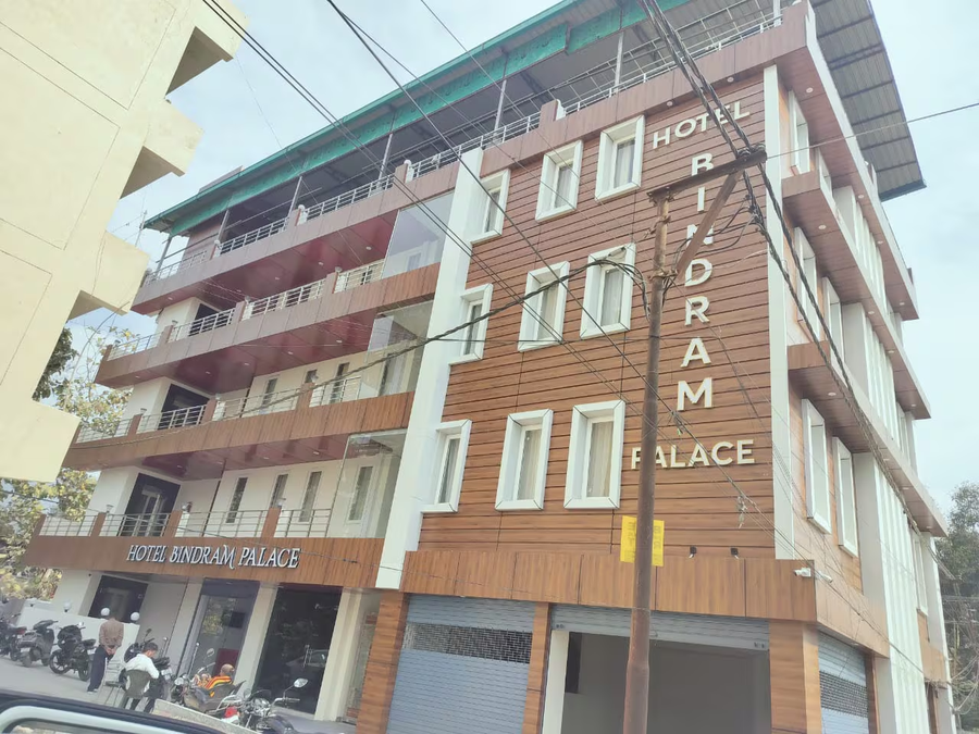 hotel bindram palace