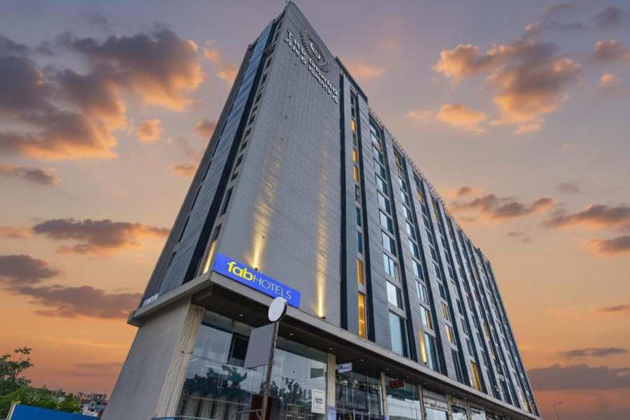 Fabhotel The Grand Anukampa With Swimming Pool,,3 star
