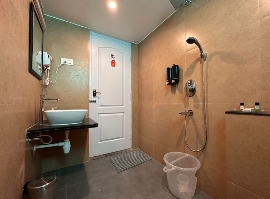 Truliv Villa Aqua,,2 star