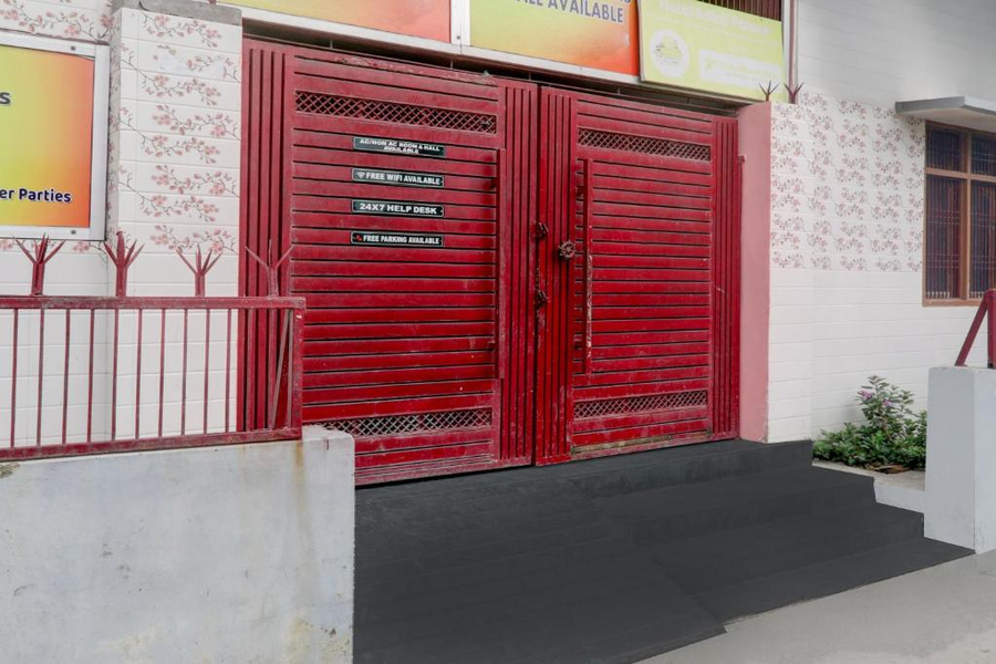 Super Hotel O Saryu Ghat Formerly Balaji Palace,,2 star