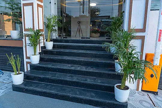 hotel hrishikesh high