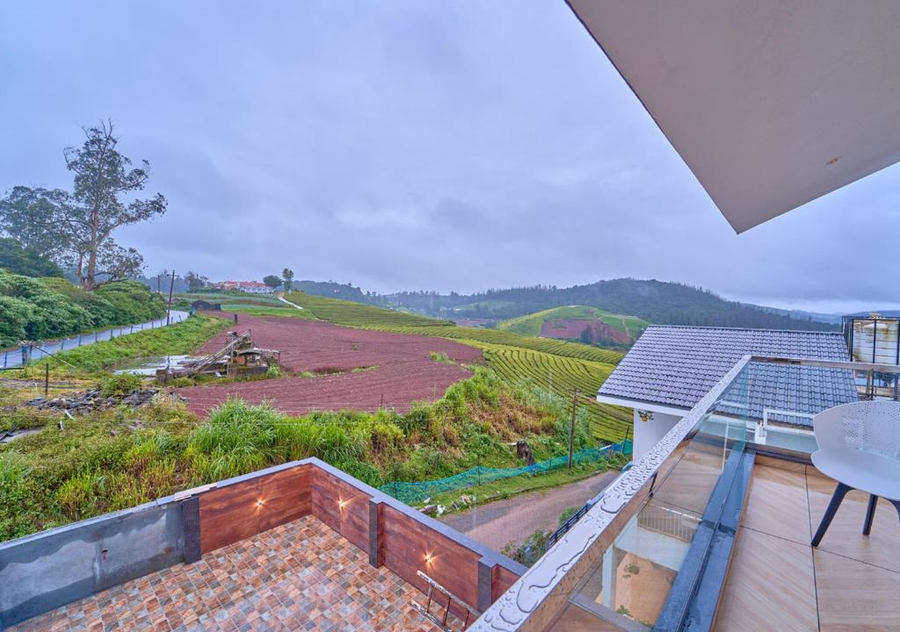 Villa Terra Verde By Voye Homes,,3 star