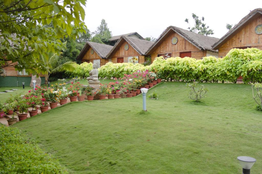 Mrugavani Resort & Spa,,3 star