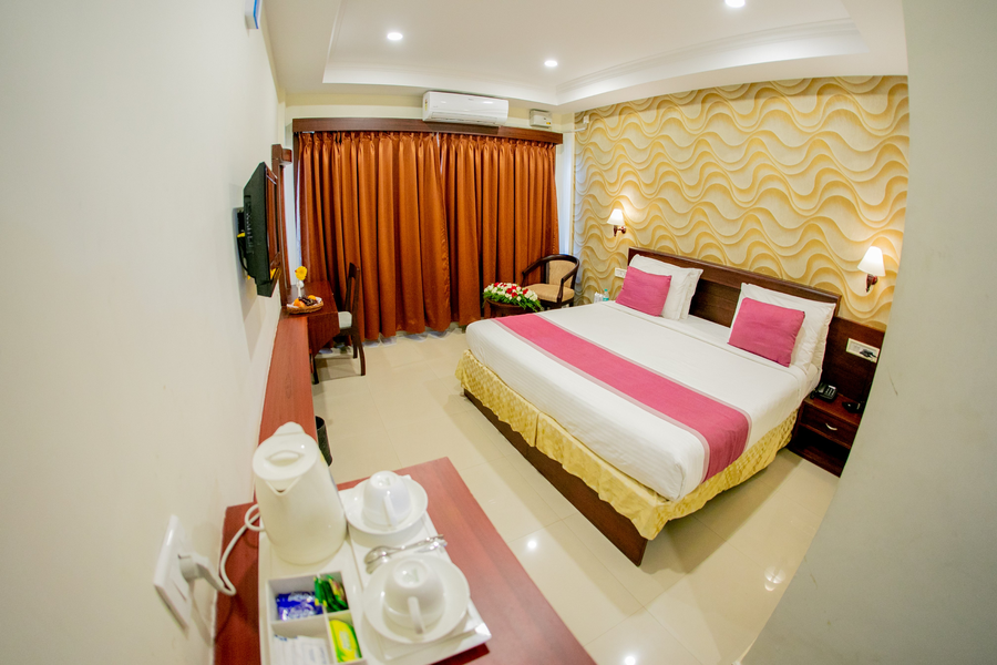 Hotel Lals Residency,,3 star