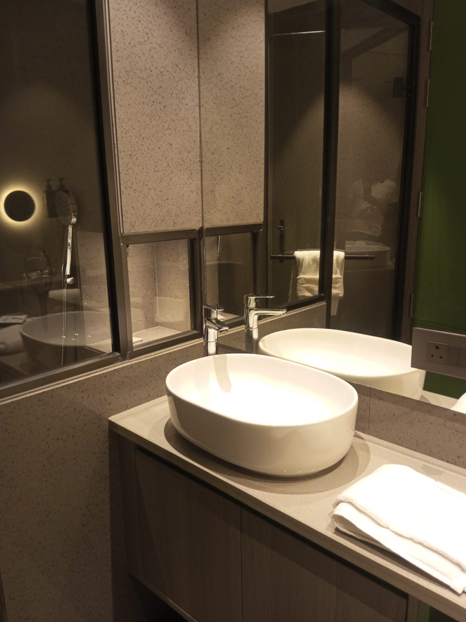 grand continent hotel sector 45 gurugram