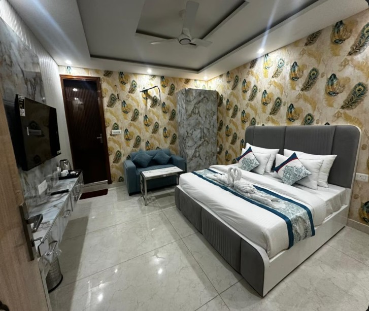 Minta Hotel And Banquet,Sector 63  ,4 star