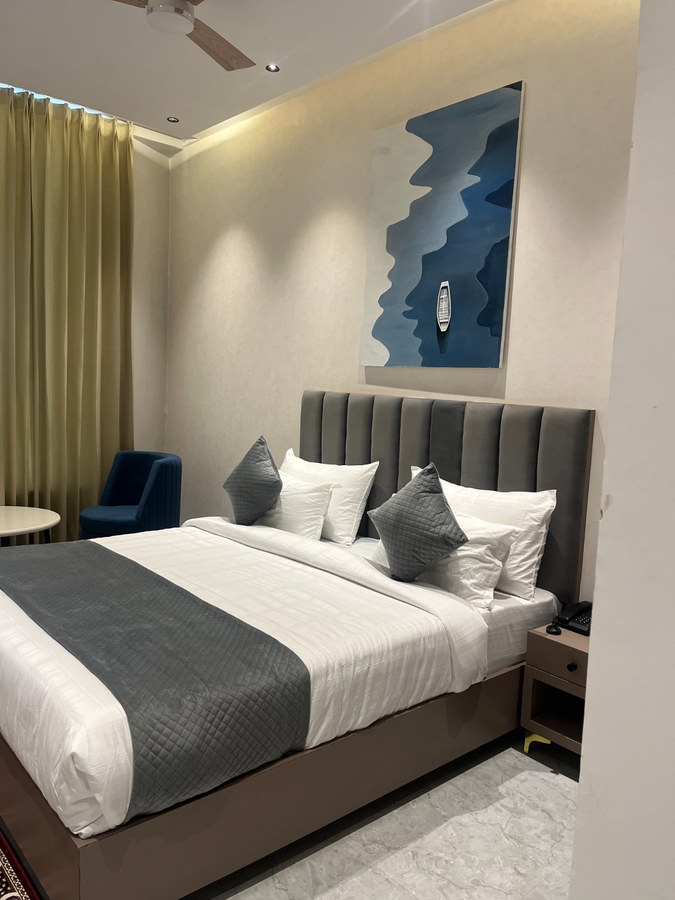 hotel route 54