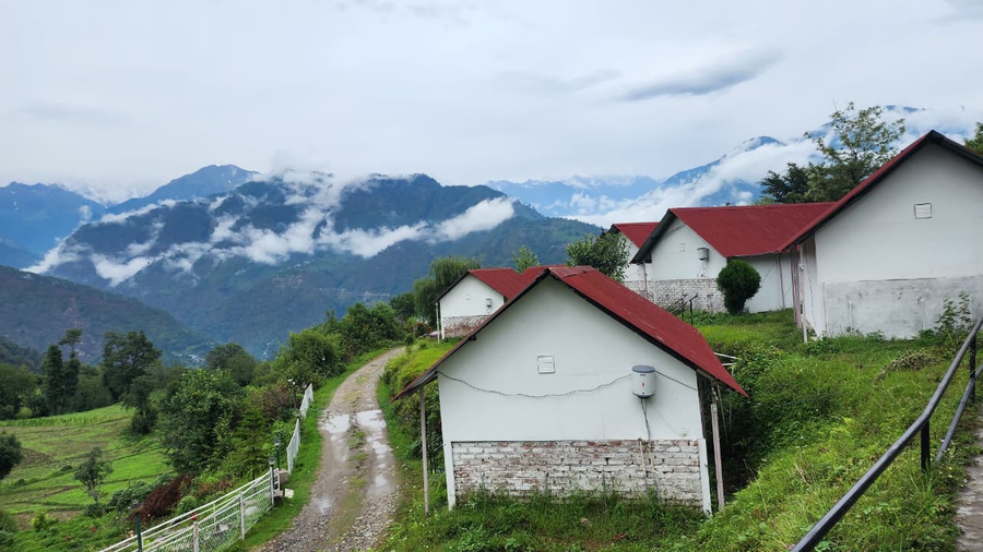 chardham resort guptakashi