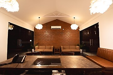 Sinq Village Executive Apartments,,3 star