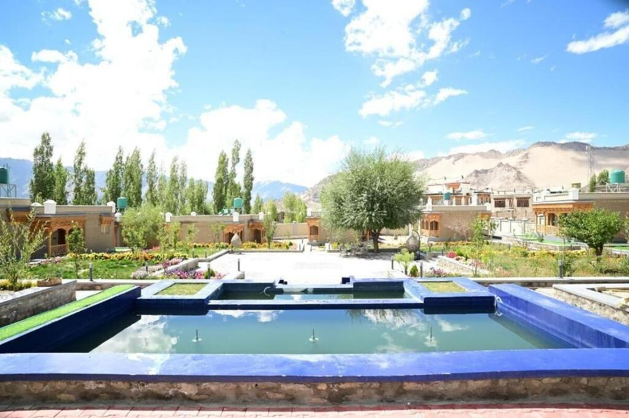 Grand Orchard Resort,Skara,3 star