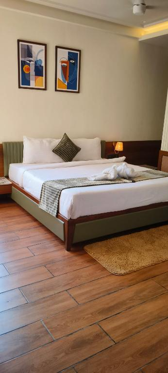 hotel shlok inn
