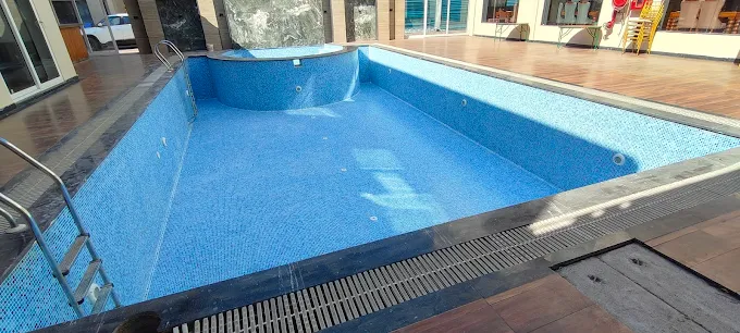 Vatika Resorts Cottages,Shoghi,3 star