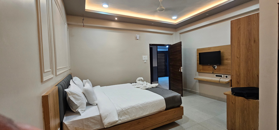 Hotel The Devaraj,Pahala,3 star
