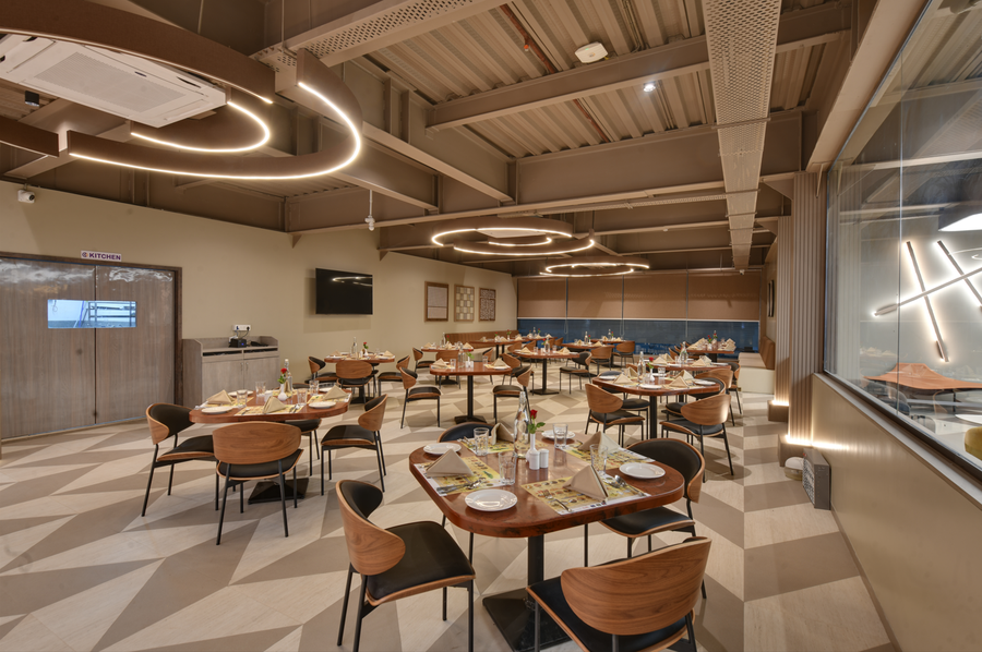 click hotels lite chakan