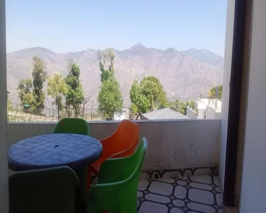 Rahul Hotel And Restaurant,Kempty Fall Road,3 star