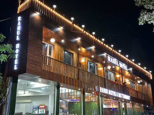 Rahul Hotel And Restaurant,Kempty Fall Road,3 star