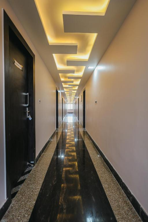 regal palace hotel and banquets