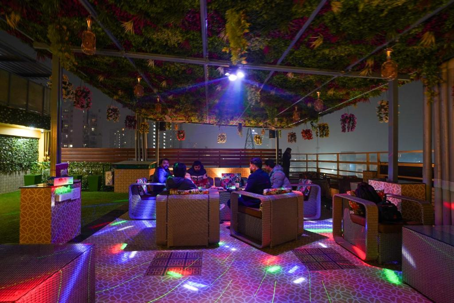 Five Palms Hotel,,3 star