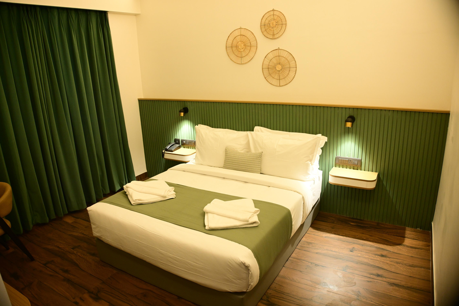 Earth Hotels - Hebbal,,3 star