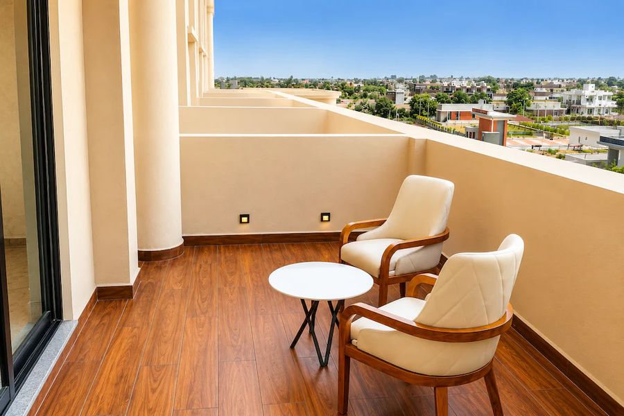 luxuria inn by chandan
