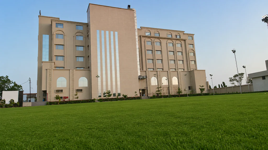 luxuria inn by chandan