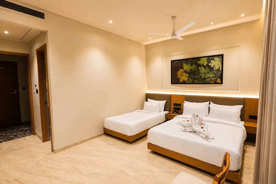 luxuria inn by chandan