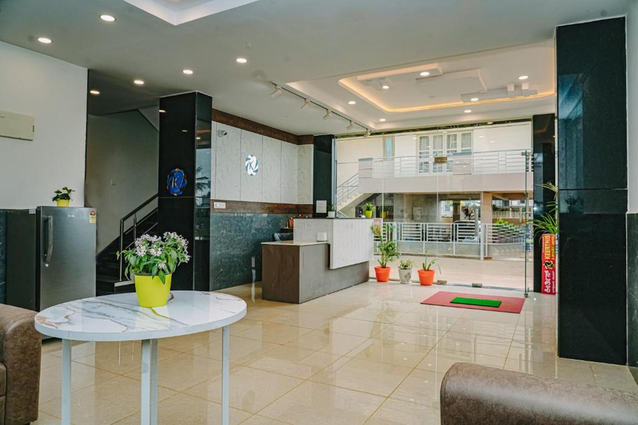 Keerthis Elite - Near Kempegowda International Airport Road,Kempegowda International Airport Road,3 star