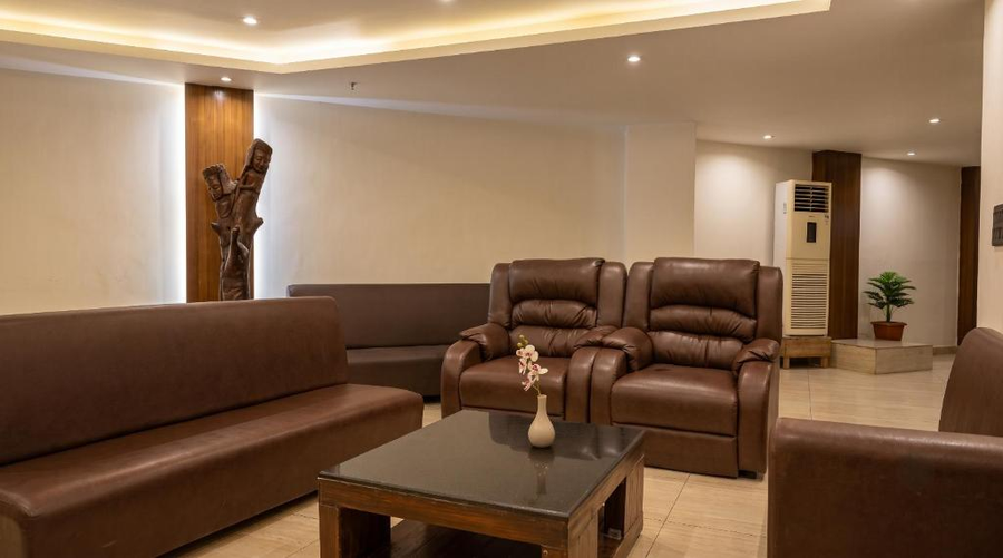 The Chapter Hotel, Vasant Kunj,Plot Number 0011, A, Shani Bazar Rd, Near Fortis Hospital, Vasant Kunj, New Delhi, Delhi 110070,3 star